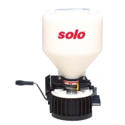 Разбрасыватель ручной SOLO 421 (для песка, соли, удобрений, посева семян).